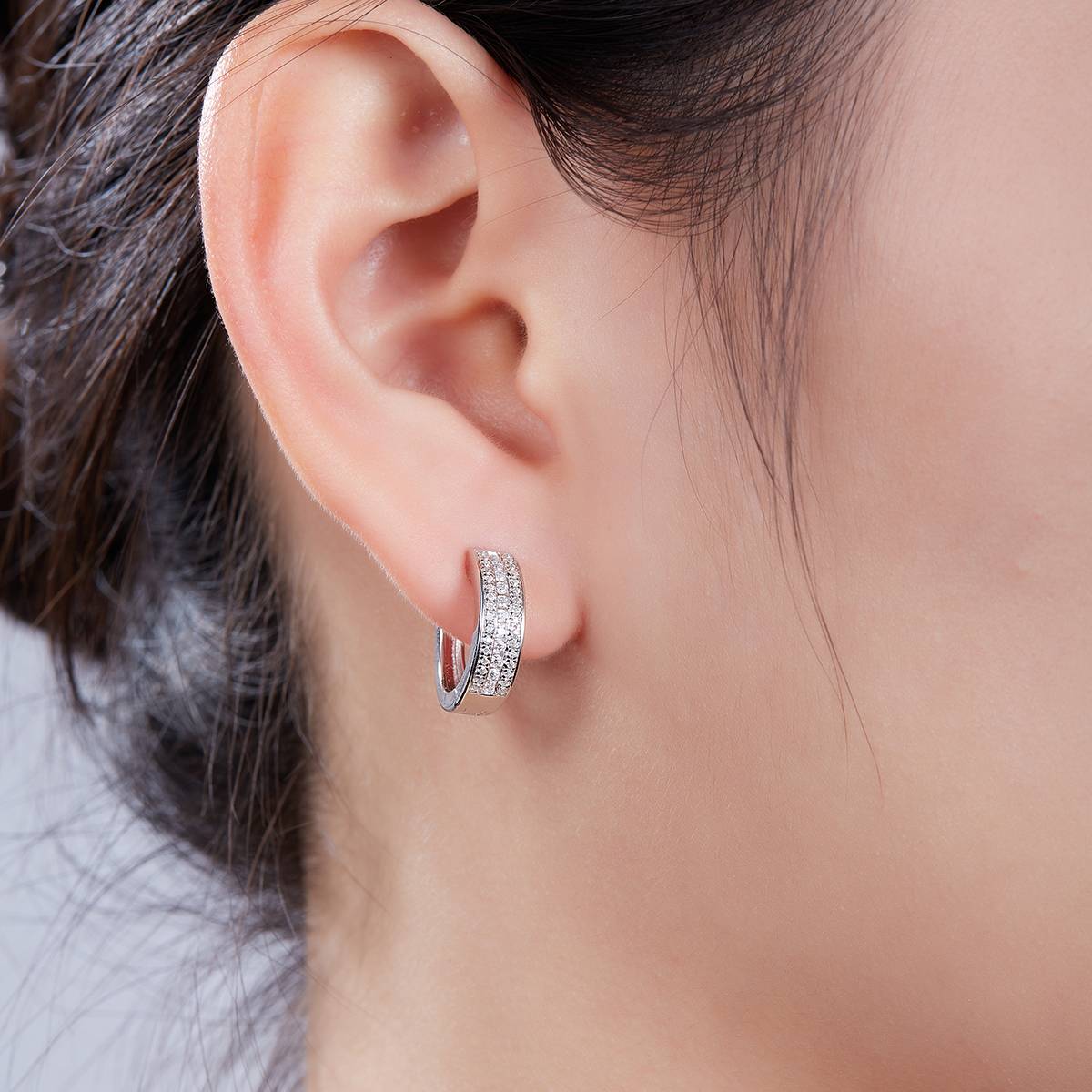 Three rows of half earrings S925 silver Moissanite grade D 0.37CT